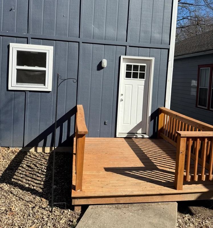 1428 6th Ave - Photo 2 of 8