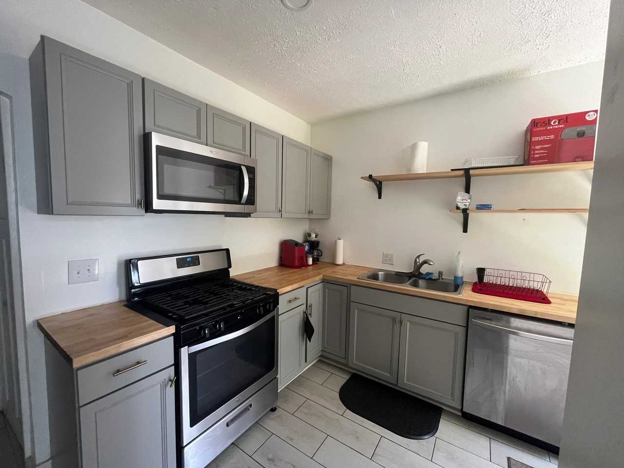 645 Eastern Ave #645 - Photo 6 of 20