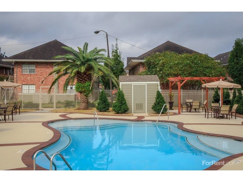 Metairie East Rental Center - Photo 2 of 17
