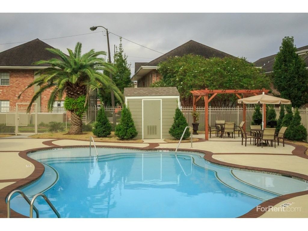 Metairie East Rental Center - Photo 3 of 17