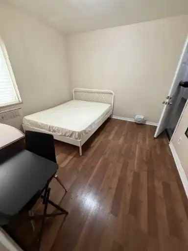 2998 Tecumseh Rd E - Photo 4 of 6