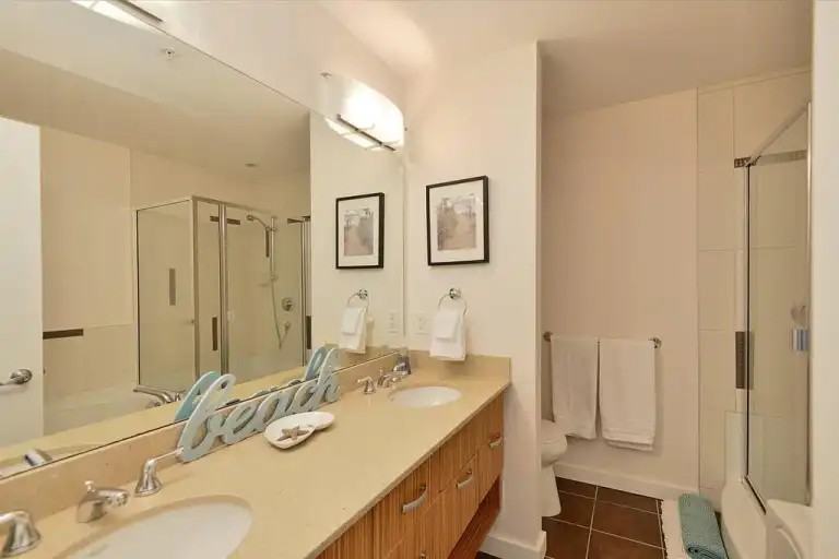 5160 Davis Bay Rd #342 - Photo 3 of 8