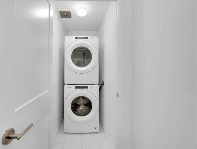 7895 Jane St #2517 - Photo 7 of 7