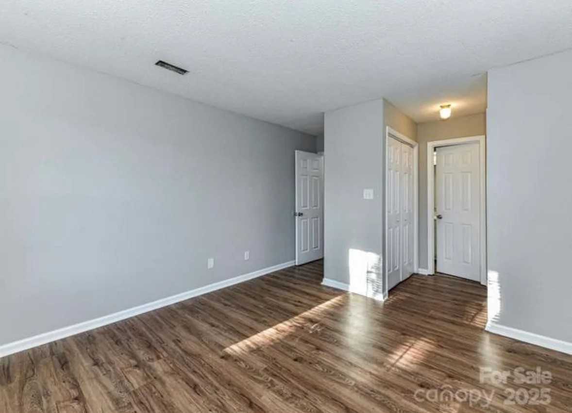 5234 Amity Springs Dr - Photo 4 of 13