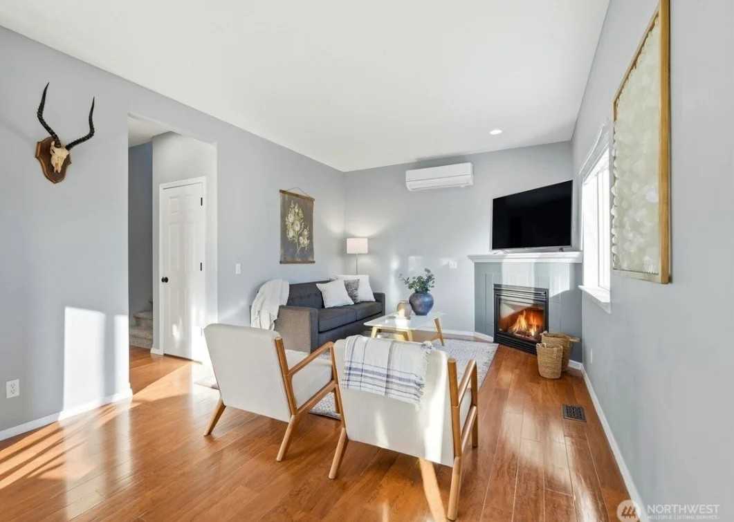 20505 66th Dr Ne - Photo 7 of 19