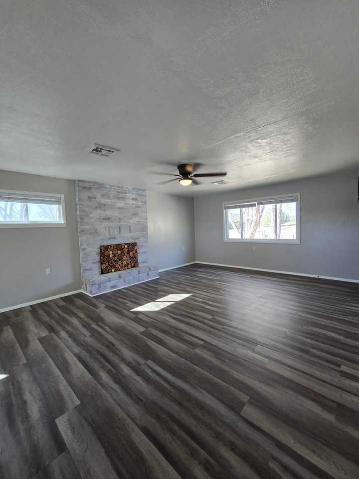 13220 Red Mountain Rd - Photo 2 of 13