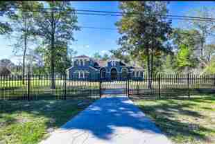 12446 Willis Waukegan Rd - Photo 1 of 1