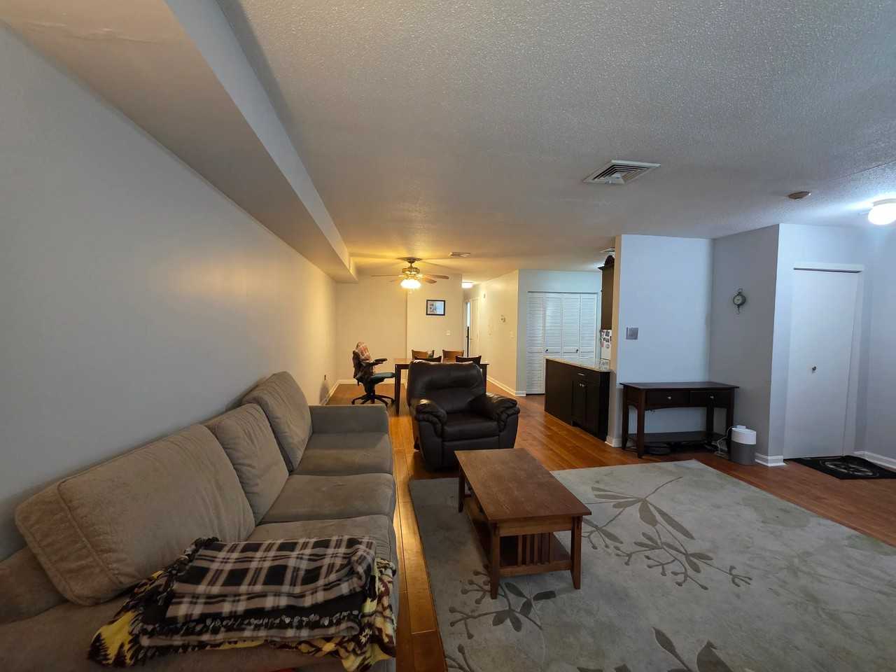 620 Boston Ave - Photo 2 of 6