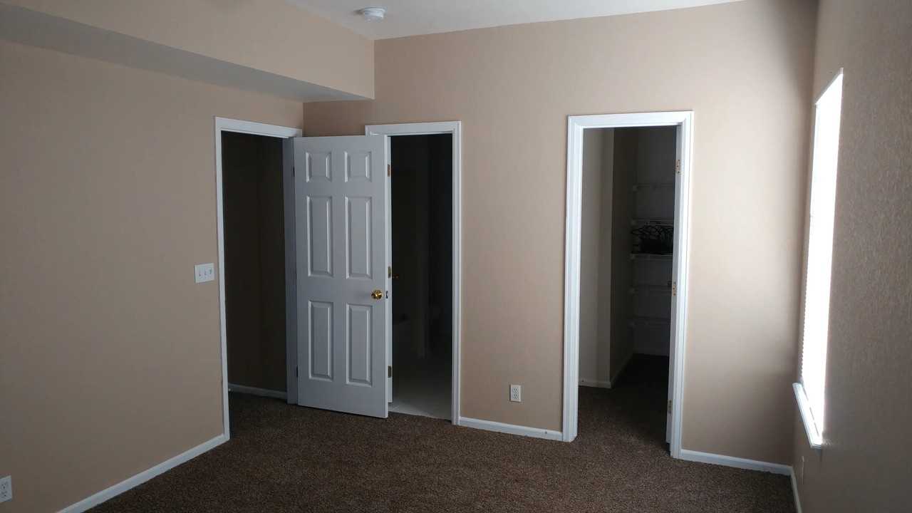 18493 E Kepner Pl #208 - Photo 7 of 13