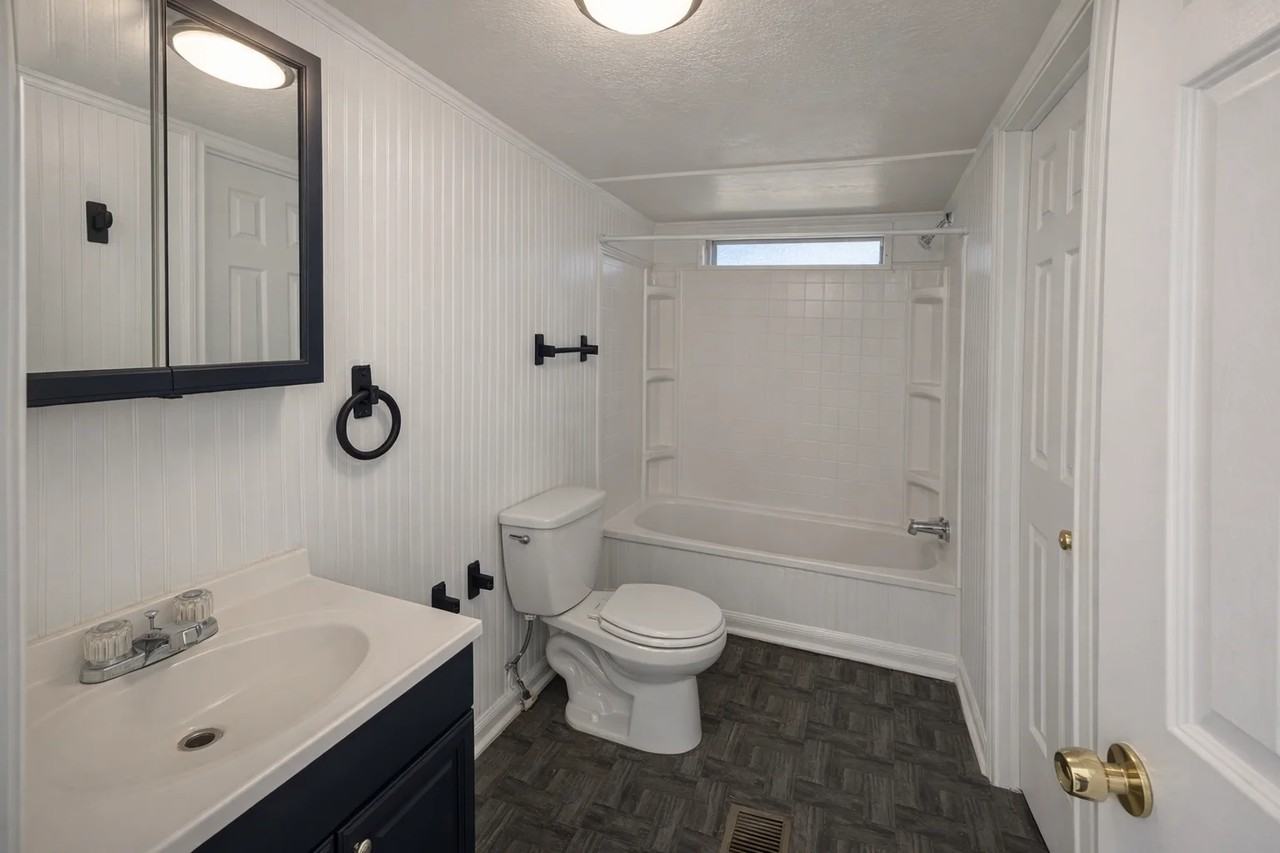 5094 Red Barn Rd - Photo 2 of 13