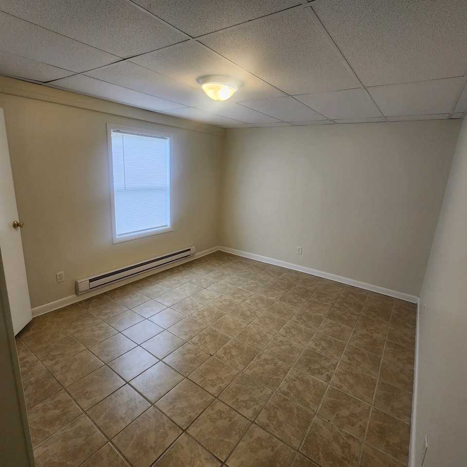 126 Rush Dr #4 - Photo 5 of 9