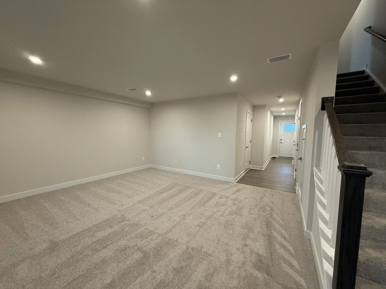1836 Bergerac Ct - Photo 3 of 18