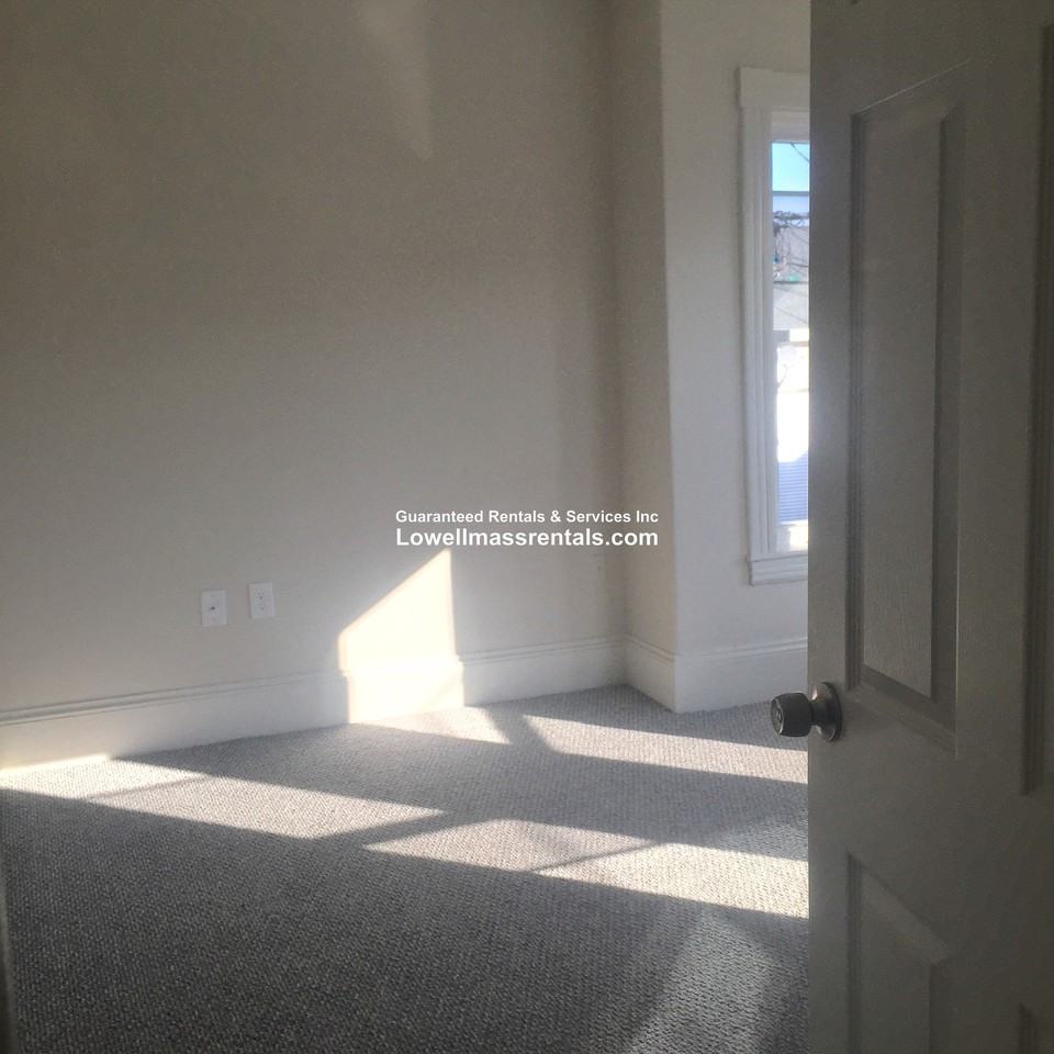 22 Gershom Ave - Photo 5 of 15