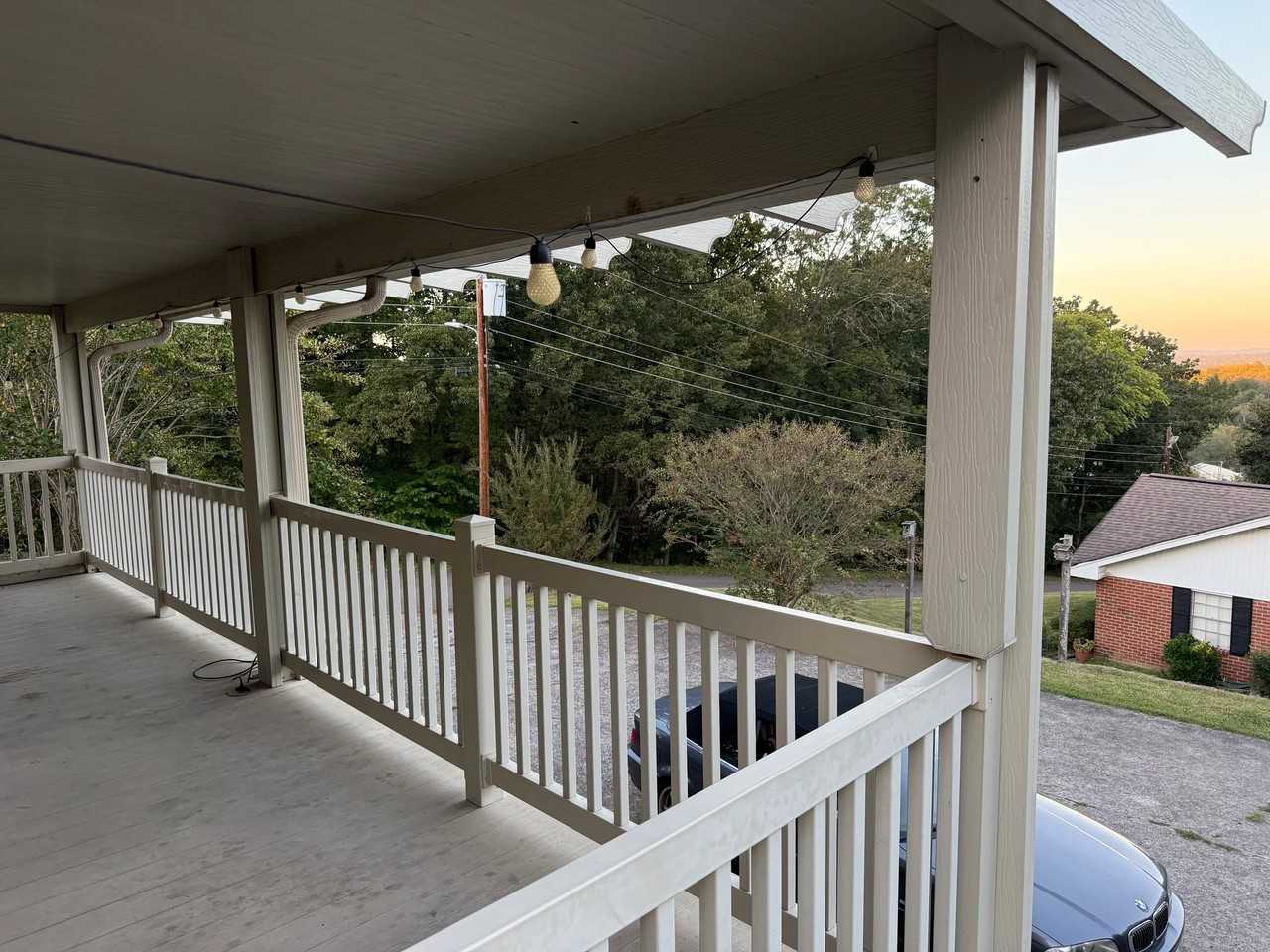 212 White Oak St - Photo 3 of 19