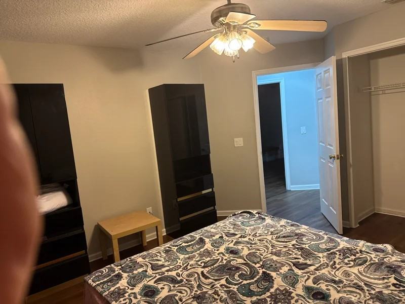 1 Hunters Creek Blvd - Photo 3 of 7