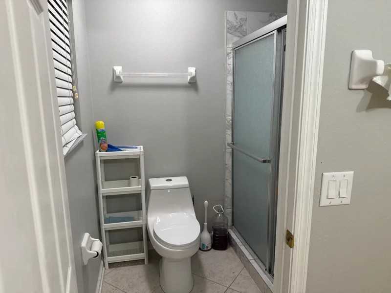 1 Hunters Creek Blvd - Photo 6 of 7