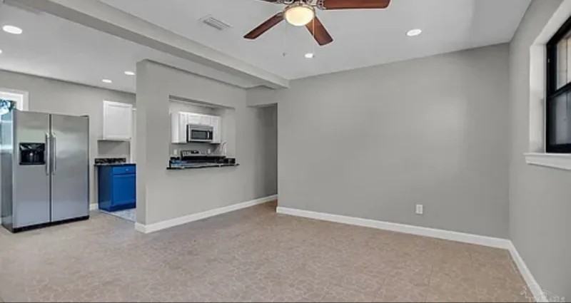 22 Adkinson Dr - Photo 3 of 17