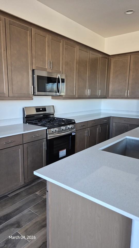 25509 Nave - Photo 2 of 6