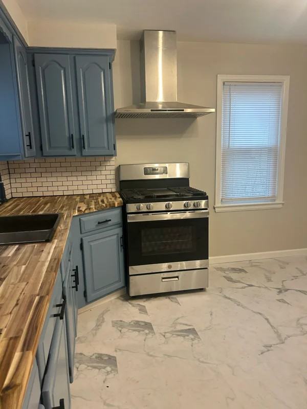352 Barry Rd - Photo 2 of 20