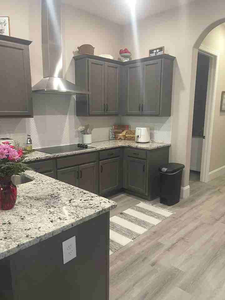 126 Oasis Dr - Photo 5 of 19