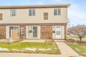 featured image of 41125 S Woodbury Green Dr