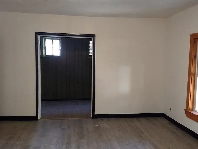 40 S Loveland Ave - Photo 6 of 14