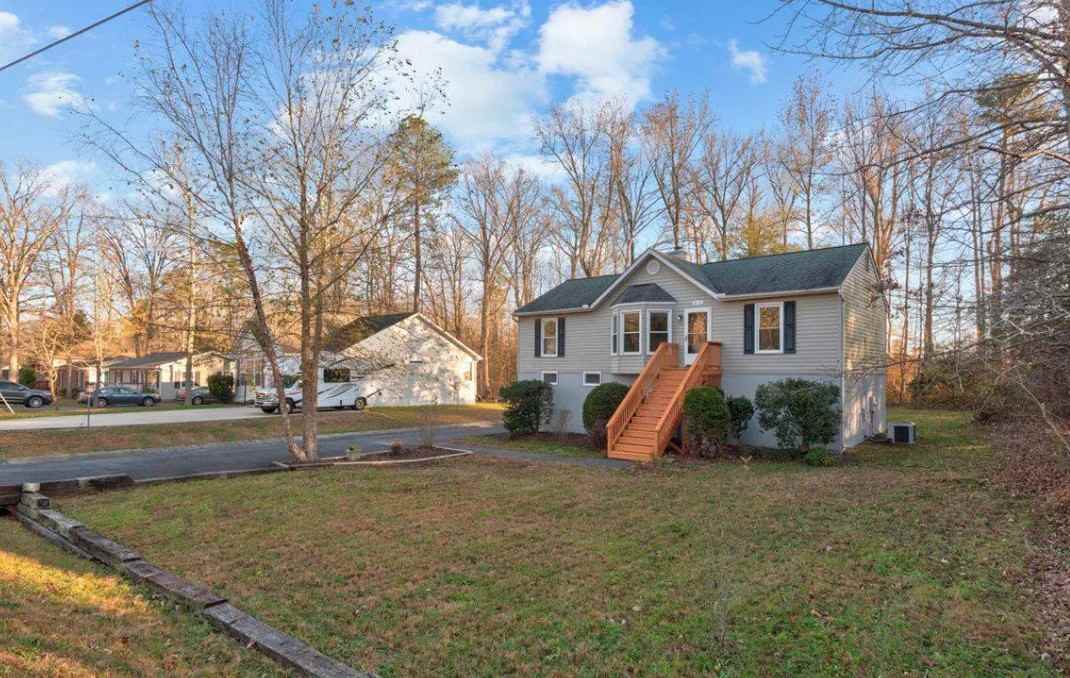 615 Welsh Dr - Photo 4 of 6