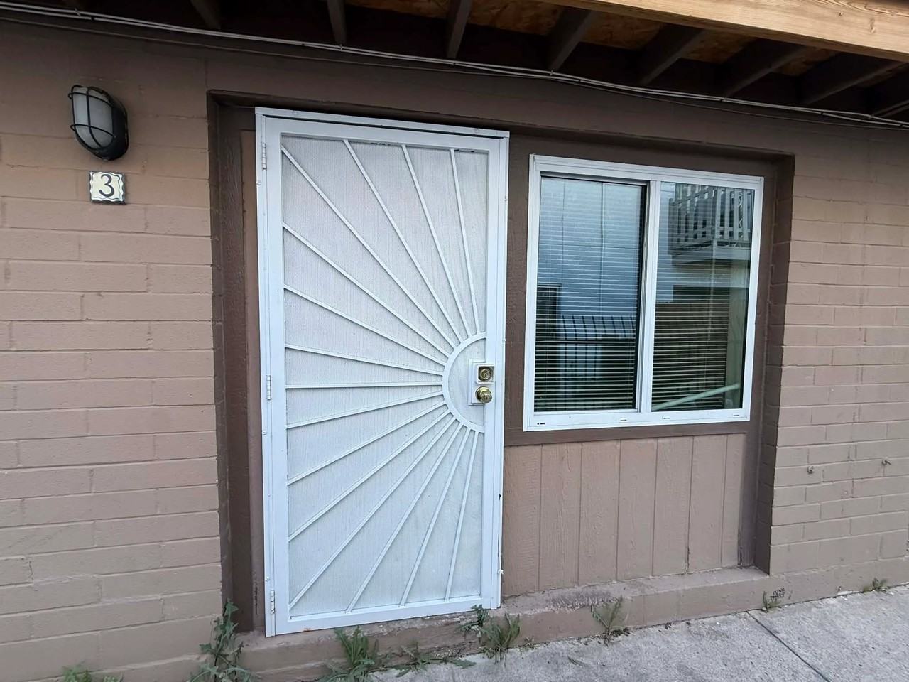 5425 E 30th St #3 - Photo 3 of 15