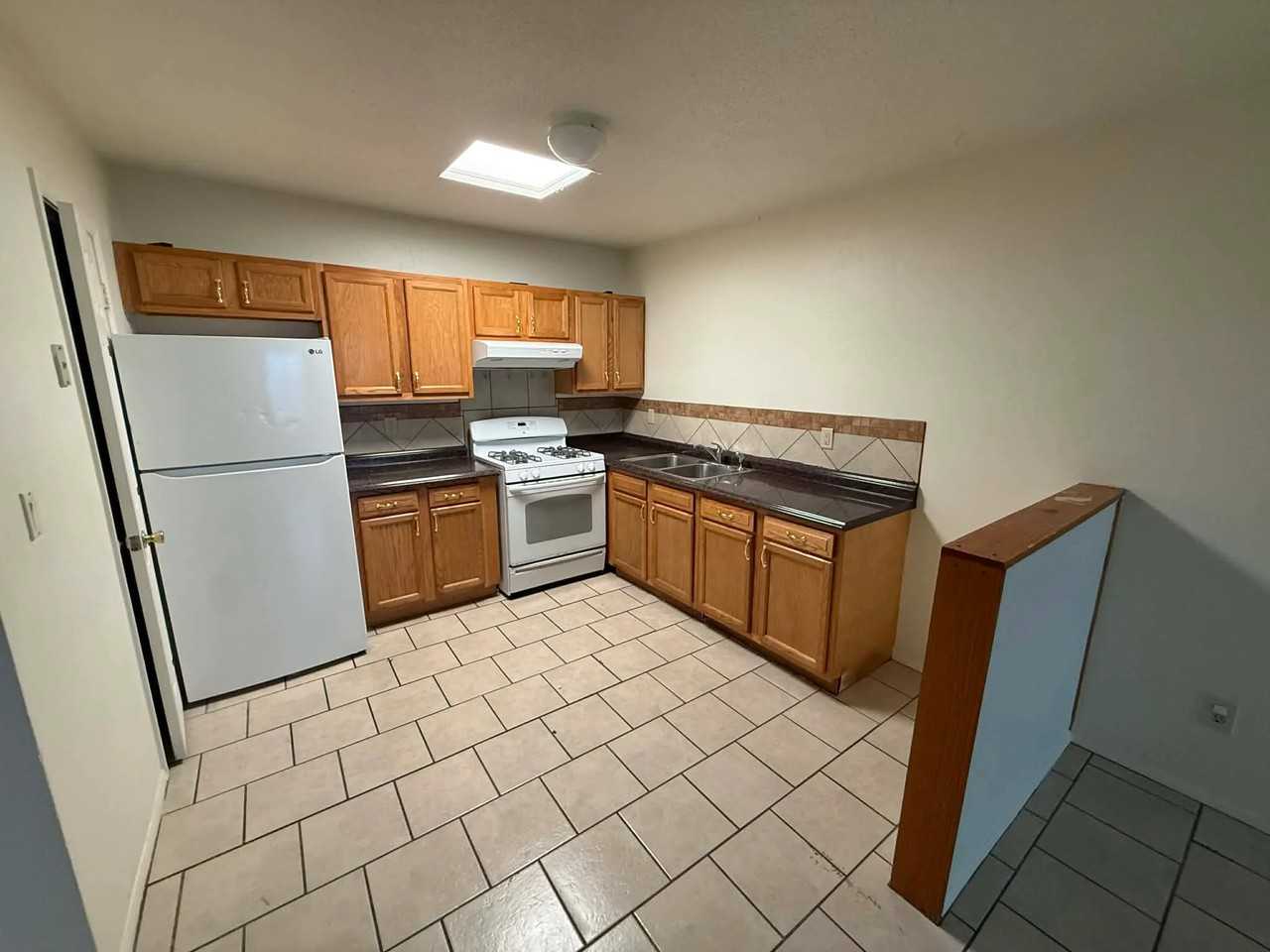 5425 E 30th St #3 - Photo 6 of 15