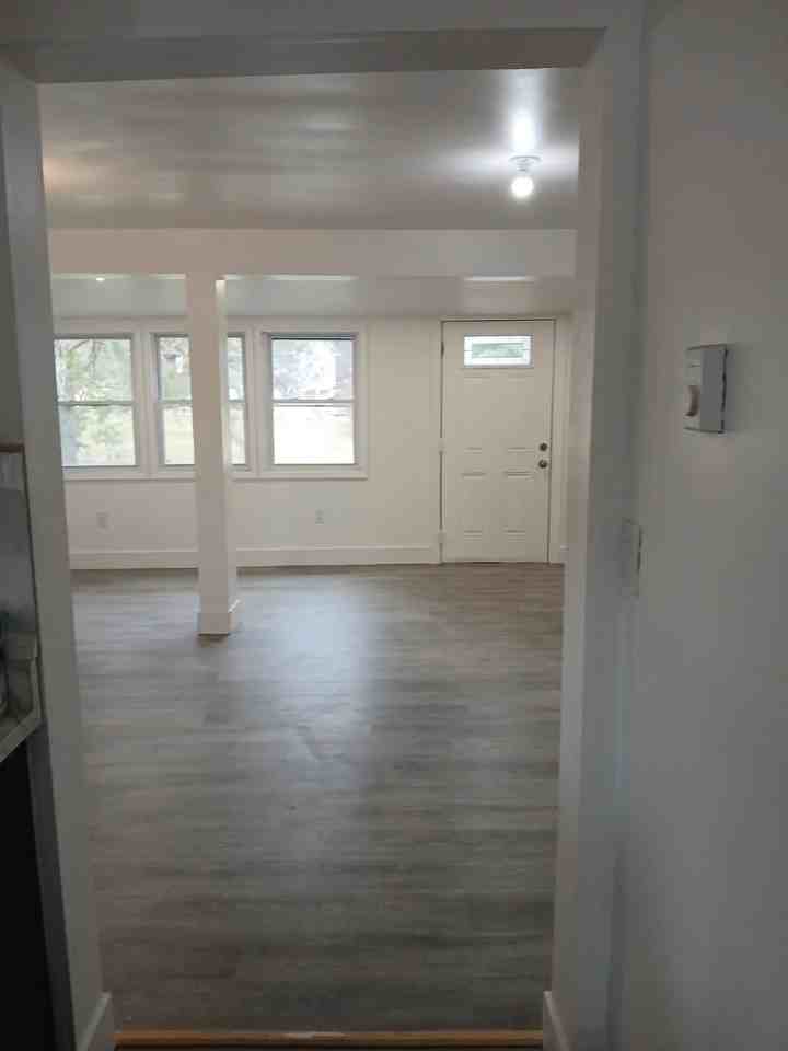 110 Tuthill Rd - Photo 2 of 20