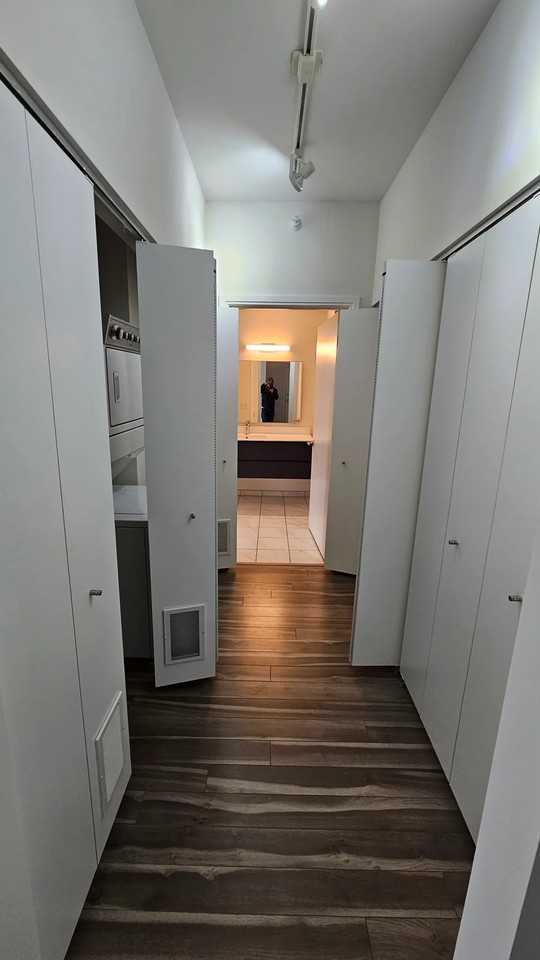 128 W Chicago Ave - Photo 6 of 8