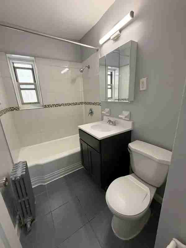 68 Elmwood Ave #C - Photo 2 of 4