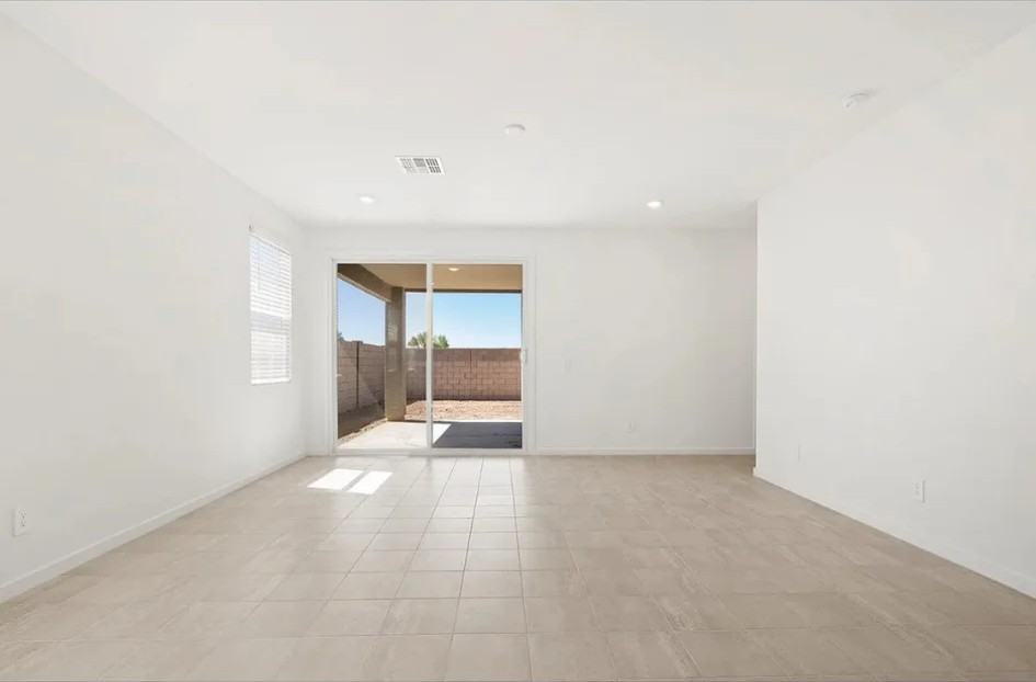 6887 W Via Del Sol #10 - Photo 3 of 14