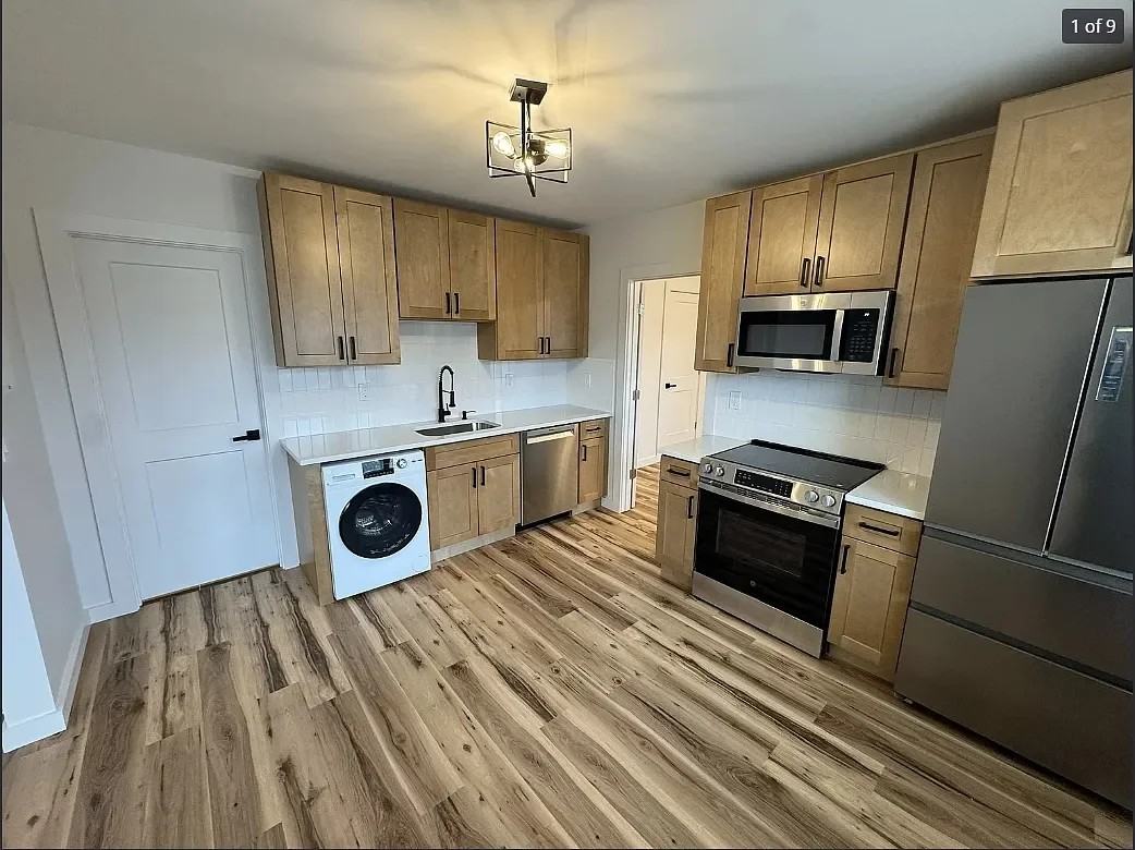 431 411 #5 - Photo 2 of 14