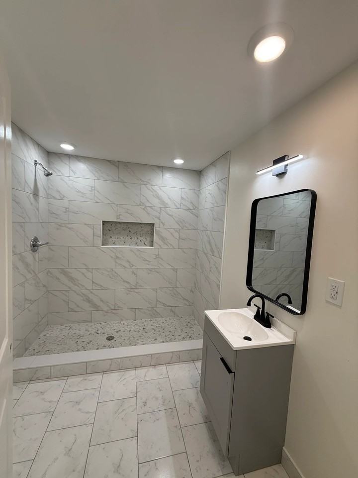 1110 S 54Th #BS - Photo 5 of 15