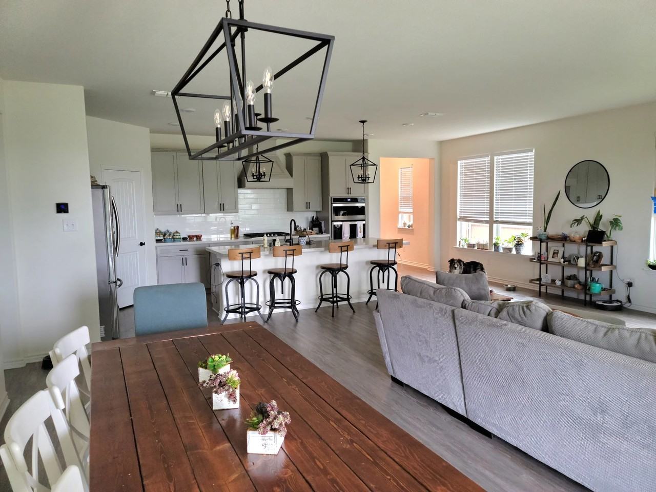 9008 Bison Creek Dr - Photo 2 of 16