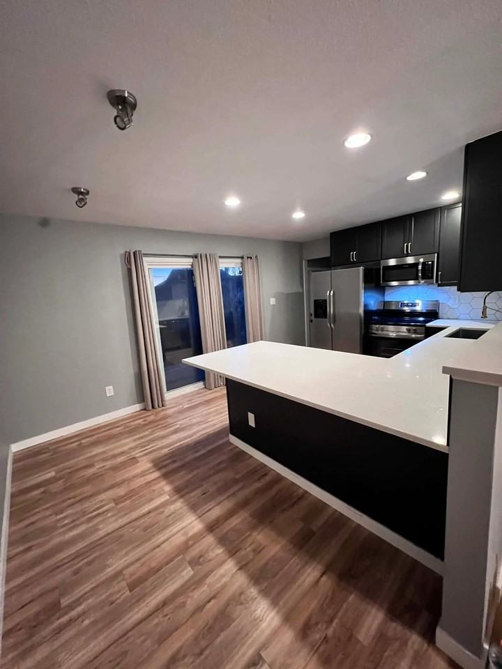 4615 Frost Dr - Photo 3 of 15