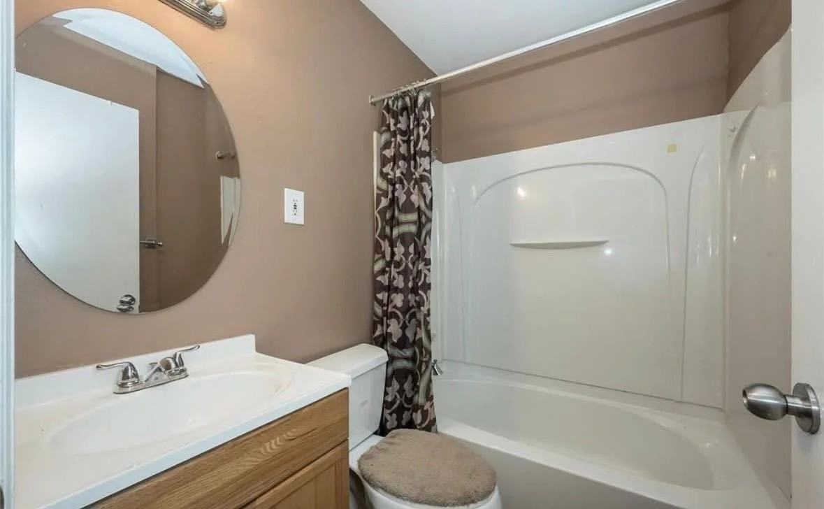 325 Caithness Rd - Photo 7 of 10