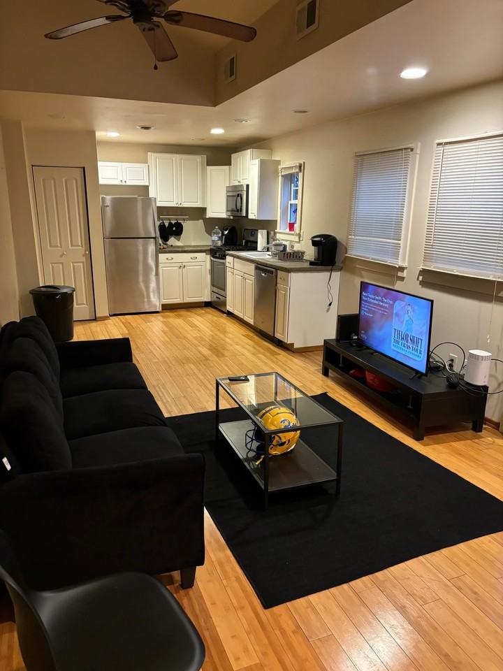 14 The Blvd #1 - Photo 6 of 7