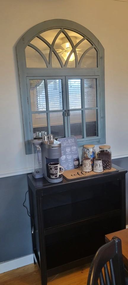 1055 Ne Grandview Dr - Photo 7 of 13