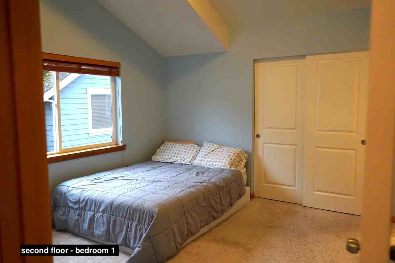 3010 Ne 137th St - Photo 2 of 25