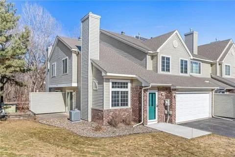 8759 Branson Drive Inver Grove Heights, Mn #92 - Photo 2 of 26