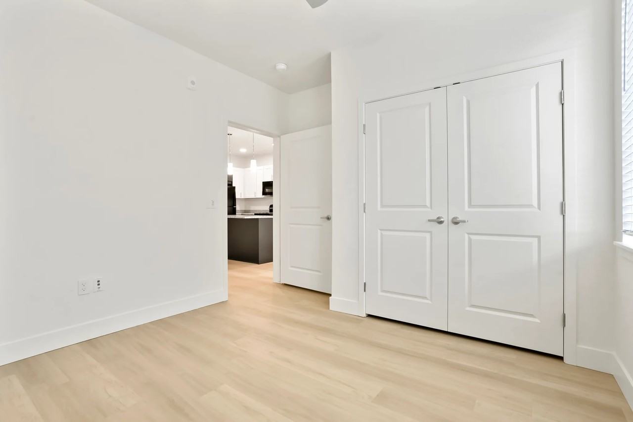 2950 Andhawthorn Avenue #112-5 - Photo 7 of 12