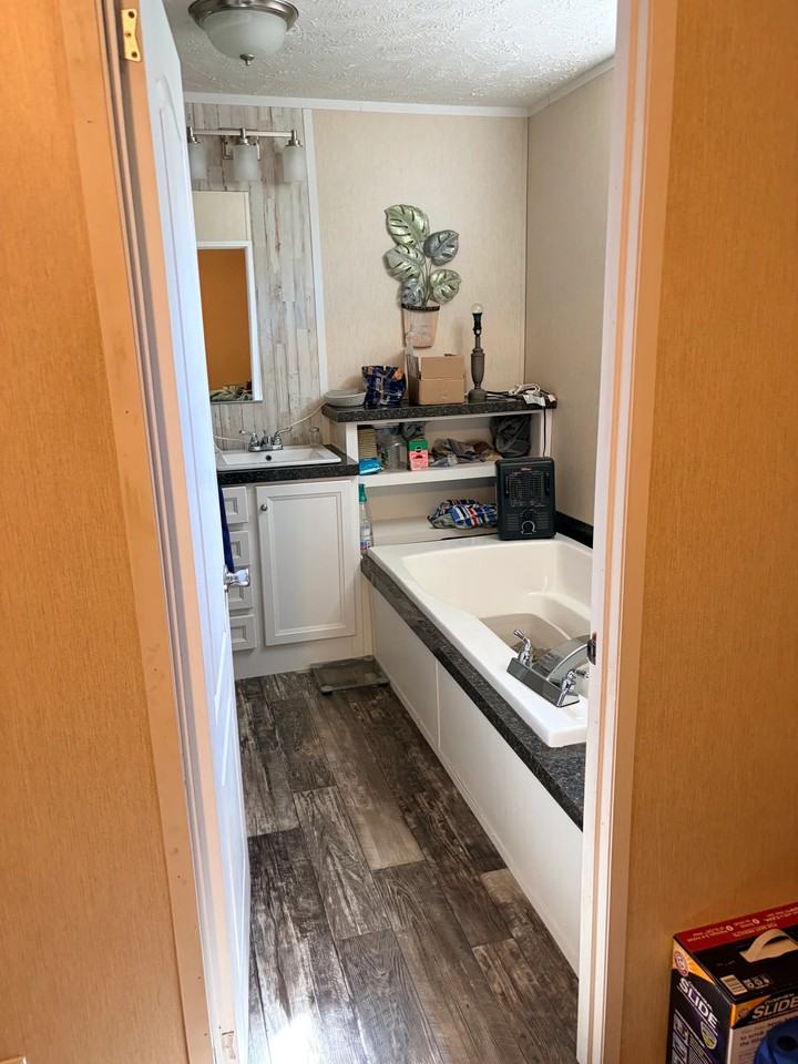 8862 John Hamm Rd - Photo 5 of 13