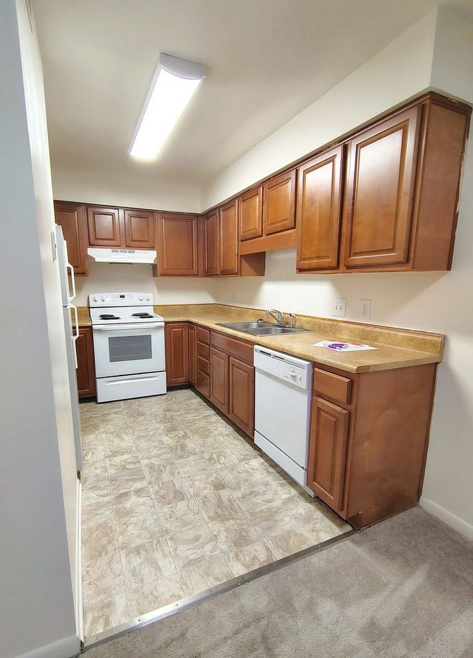 600 Reusens Rd #F66 - Photo 2 of 10