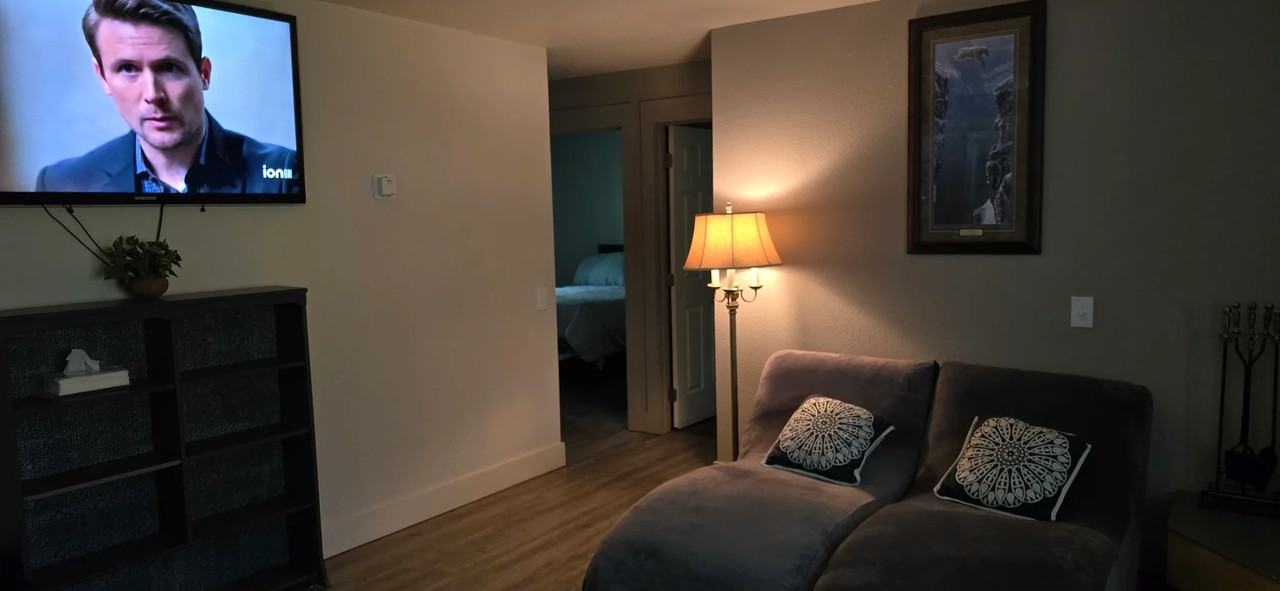 1208 Denali St #2 - Photo 4 of 12