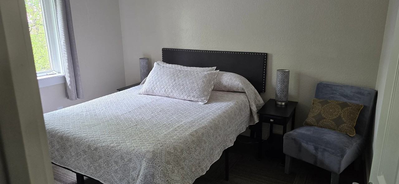 1208 Denali St #2 - Photo 5 of 12