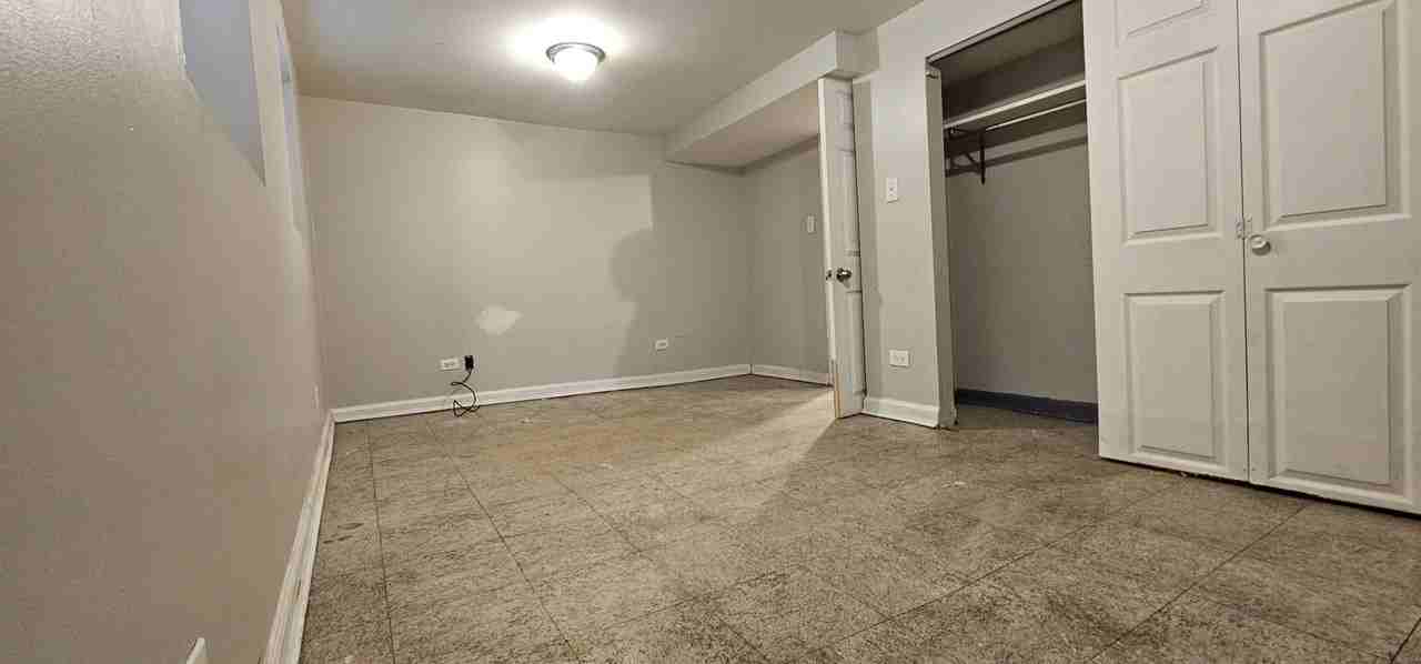 2308 N Meade Ave #BS - Photo 3 of 9