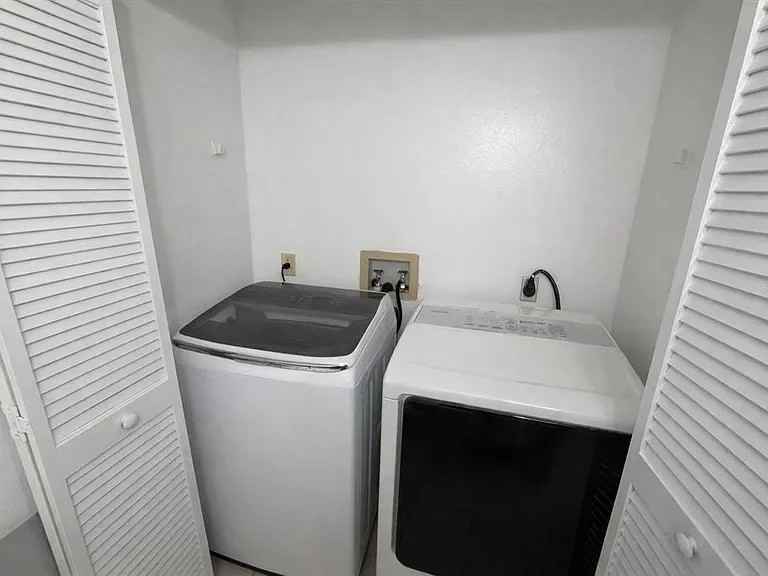 2428 Summerfield Pl - Photo 7 of 14