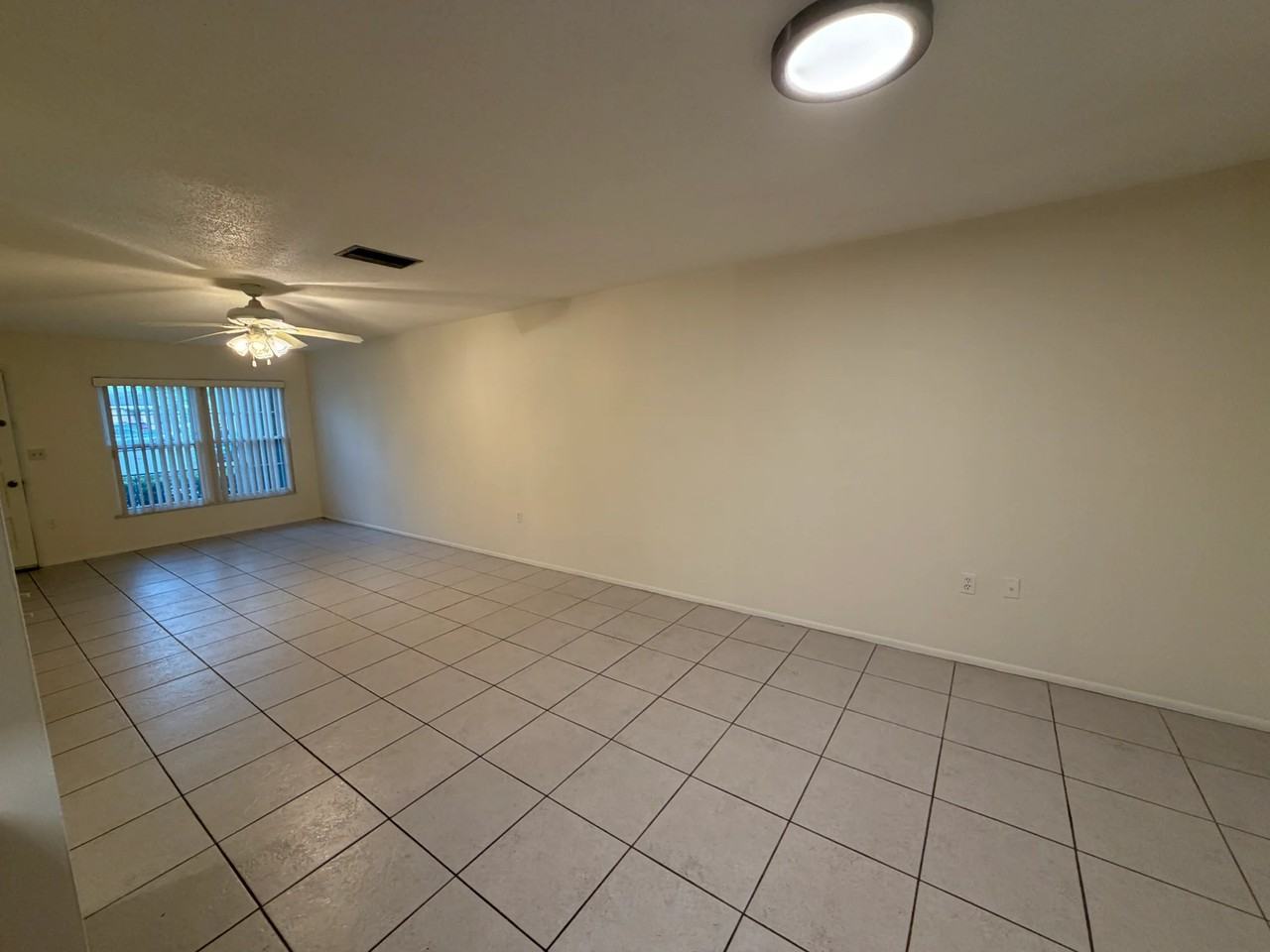 516 Polaris Loop #104 - Photo 7 of 11